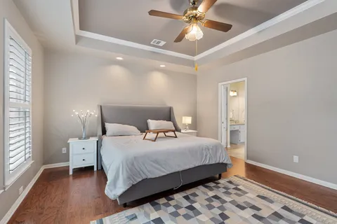 $800,000 | 10648 Floral Park Drive, Austin, TX 78759