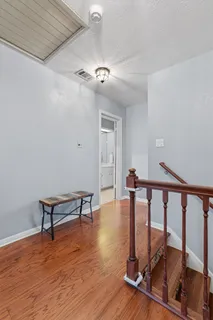 $800,000 | 10648 Floral Park Drive, Austin, TX 78759