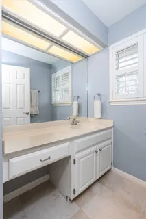 $800,000 | 10648 Floral Park Drive, Austin, TX 78759