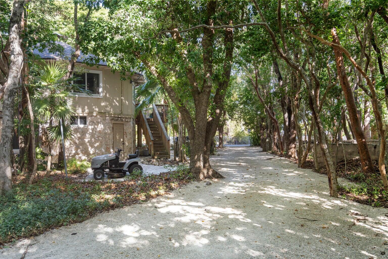 25 Sunset Road Key Largo, FL 33037 - Photo 27 of 38 29