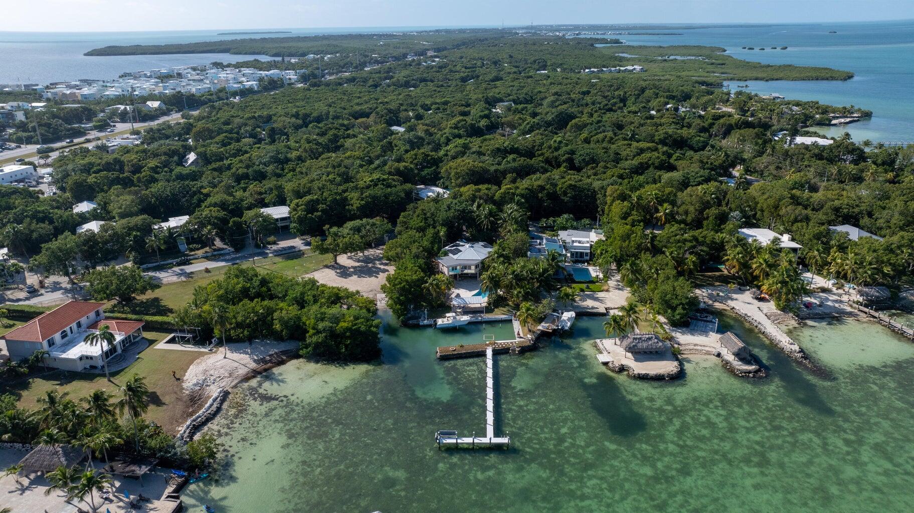 25 Sunset Road Key Largo, FL 33037 - Photo 30 of 38 34