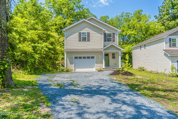 $2,000 | 1040 West Indiana Avenue, Southern Pines, NC 28387