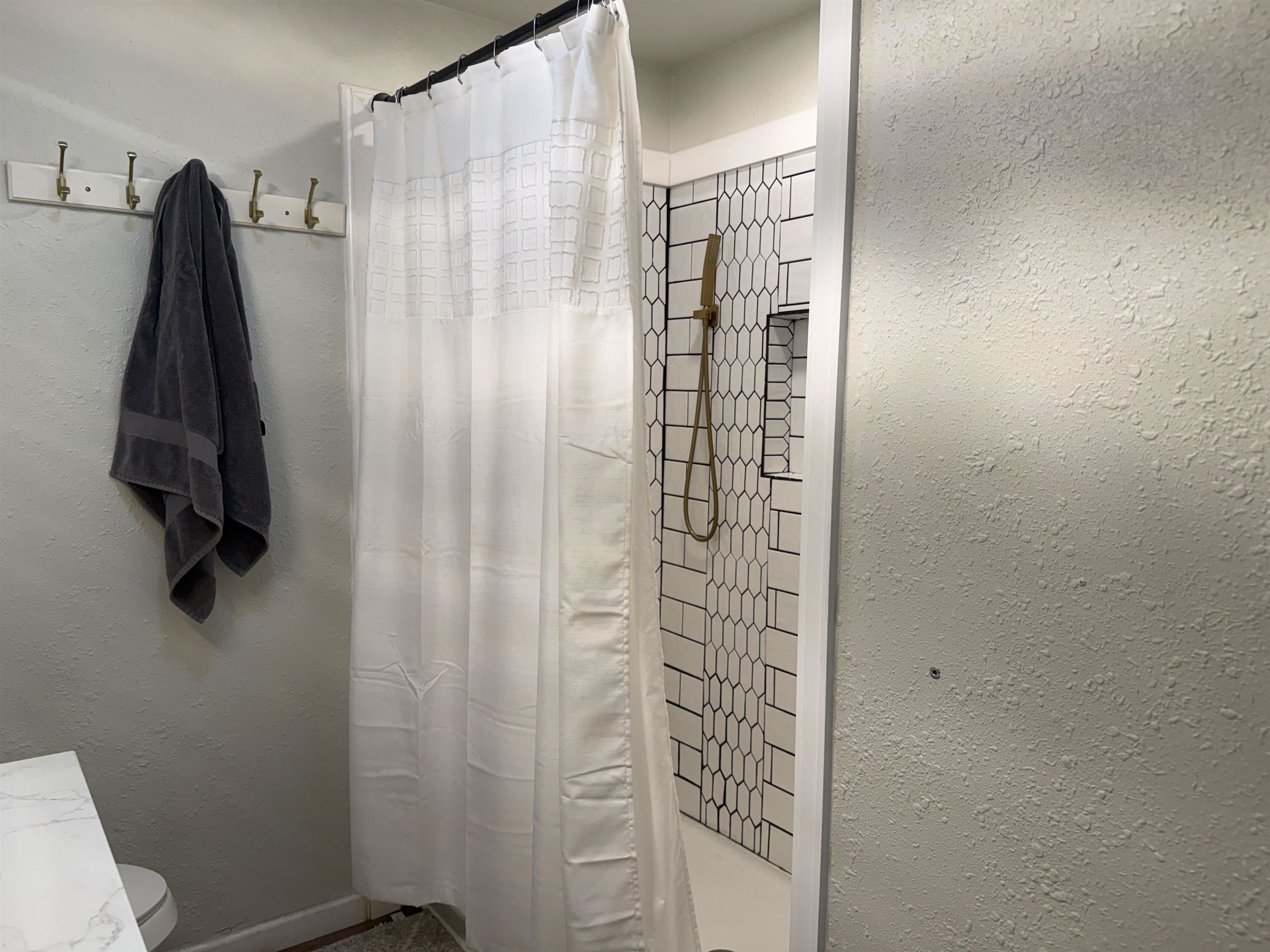1024 Warren Street Thermopolis, WY 82443 - Photo 15 of 20