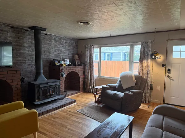 $225,000 | 1024 Warren Street, Thermopolis, WY 82443