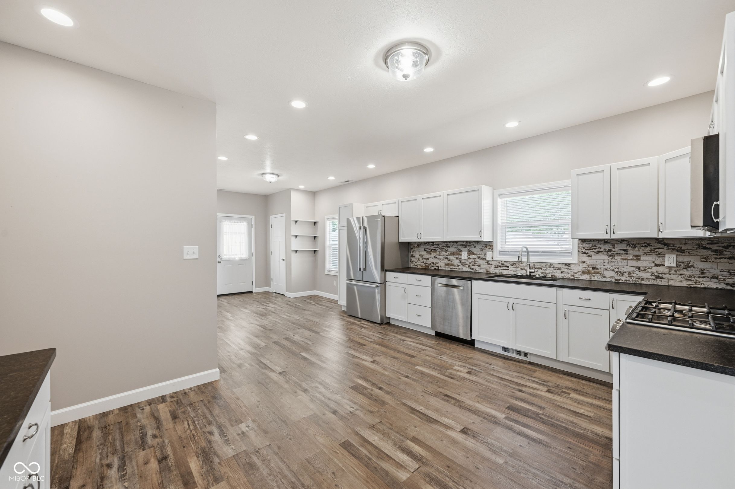 212 East Madison Avenue Pendleton, IN 46064 - Photo 11 of 30
