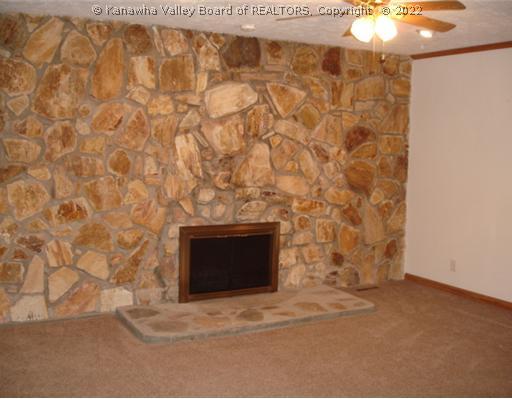 18 3rd Street Winfield, WV 25213 - Photo 2 of 8 Living Room.
