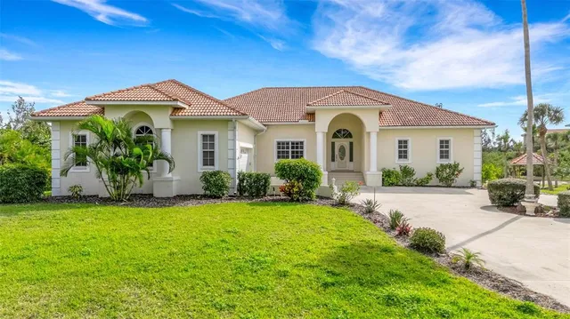 $2,500,000 | 102 Brenda Lane, Nokomis, FL 34275