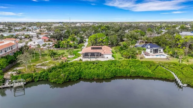 $2,500,000 | 102 Brenda Lane, Nokomis, FL 34275