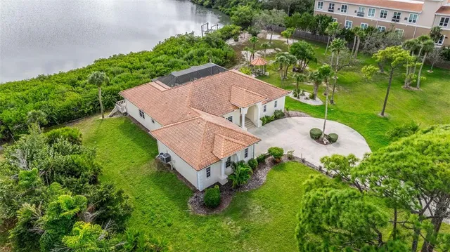 $2,500,000 | 102 Brenda Lane, Nokomis, FL 34275