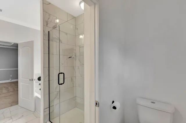 $2,825 | 2703 East Surrey Drive, North Charleston, SC 29405