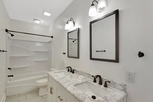 $2,825 | 2703 East Surrey Drive, North Charleston, SC 29405