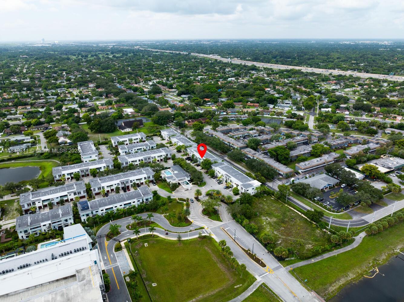 891 Northwest 45th Terrace Plantation, FL 33317 - Photo 29 of 33 an aerial view of residential houses with city view