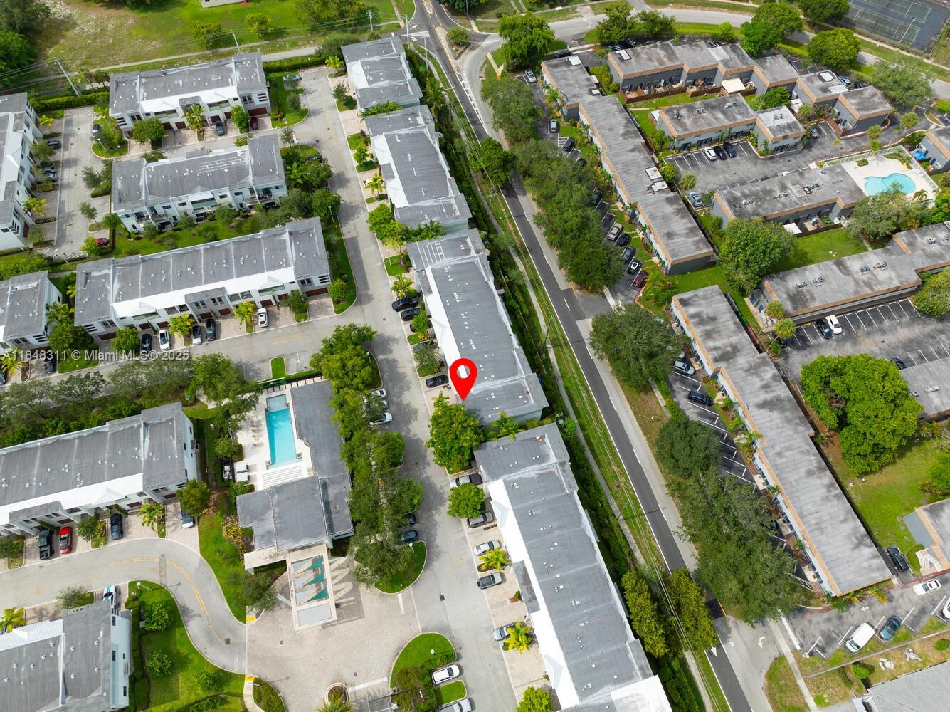 891 Northwest 45th Terrace Plantation, FL 33317 - Photo 31 of 33 an aerial view of residential houses with outdoor space