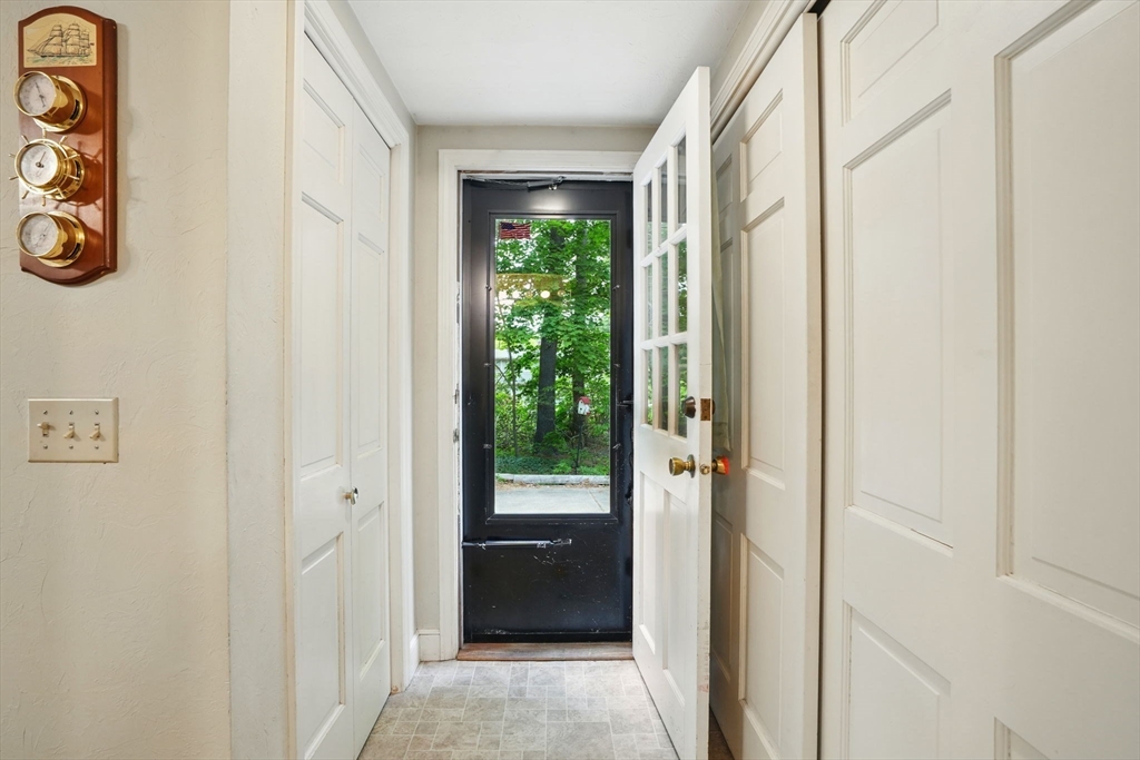 18 Carr Road Duxbury, MA 02332 - Photo 16 of 31 Gallery Image 16