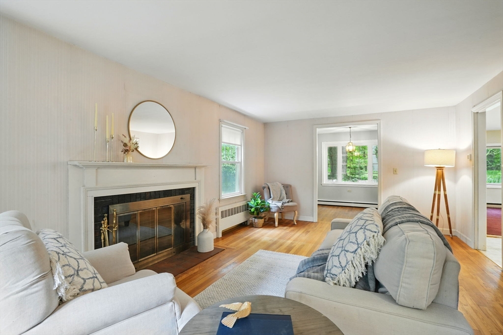 18 Carr Road Duxbury, MA 02332 - Photo 2 of 31 Gallery Image 2