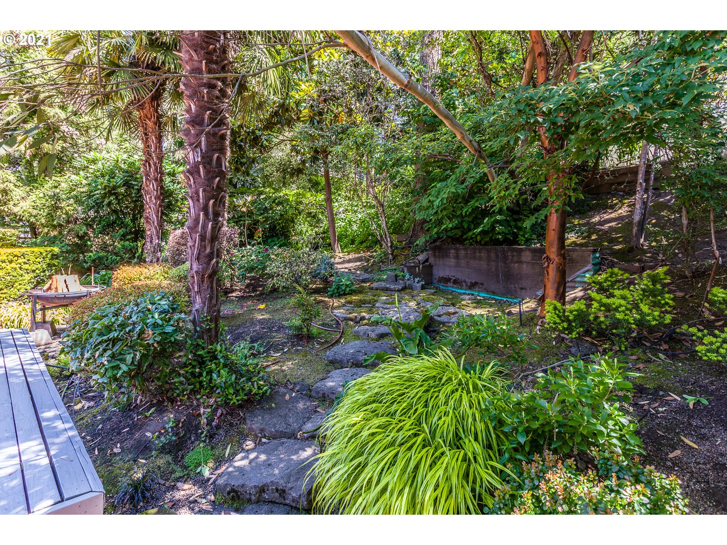 10008 Southwest Quail Post Road Portland, OR 97219 - Photo 28 of 31 Gallery Image 28