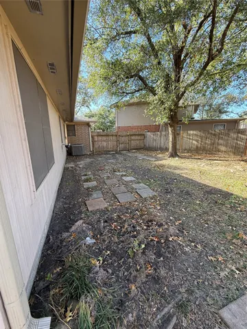 $1,800 | 5026 Tealgate Drive, Spring, TX 77373