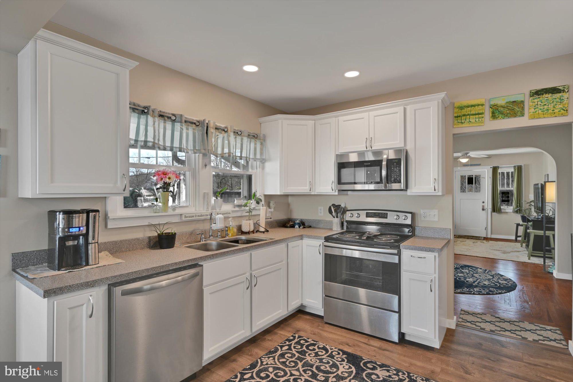 75 Pleasant Valley Road Pine Grove, PA 17963 - Photo 10 of 26 Kitchen