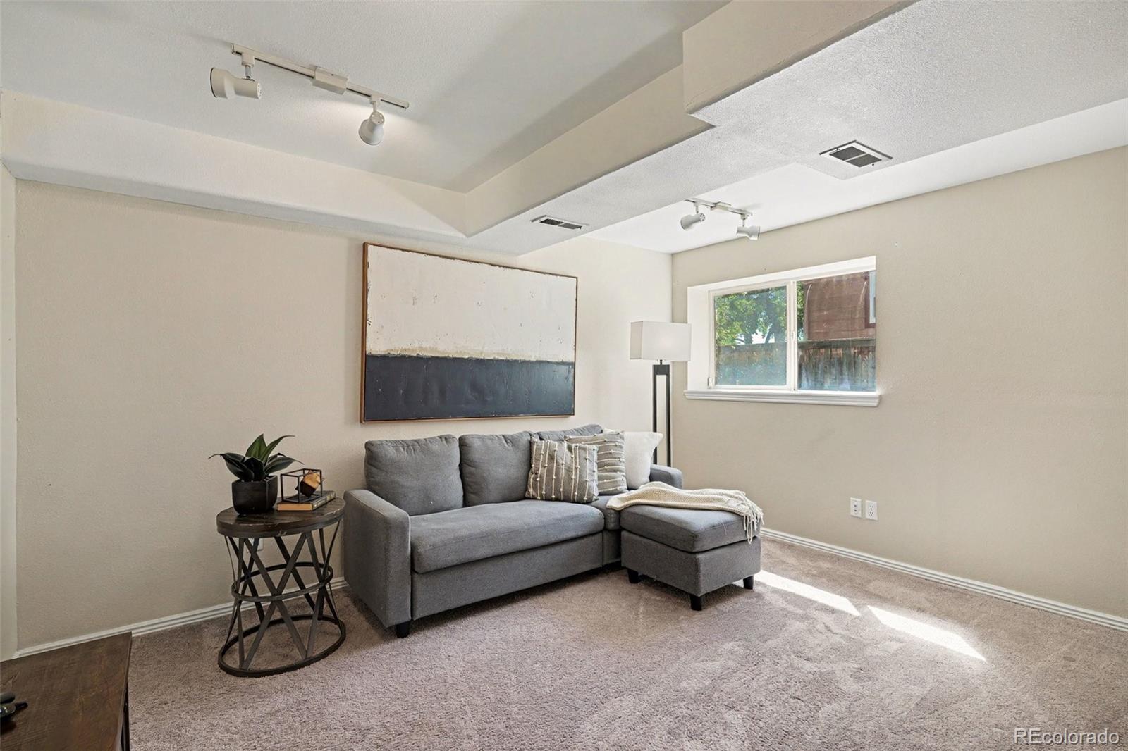 9678 Rockhampton Way Highlands Ranch, CO 80130 - Photo 19 of 33