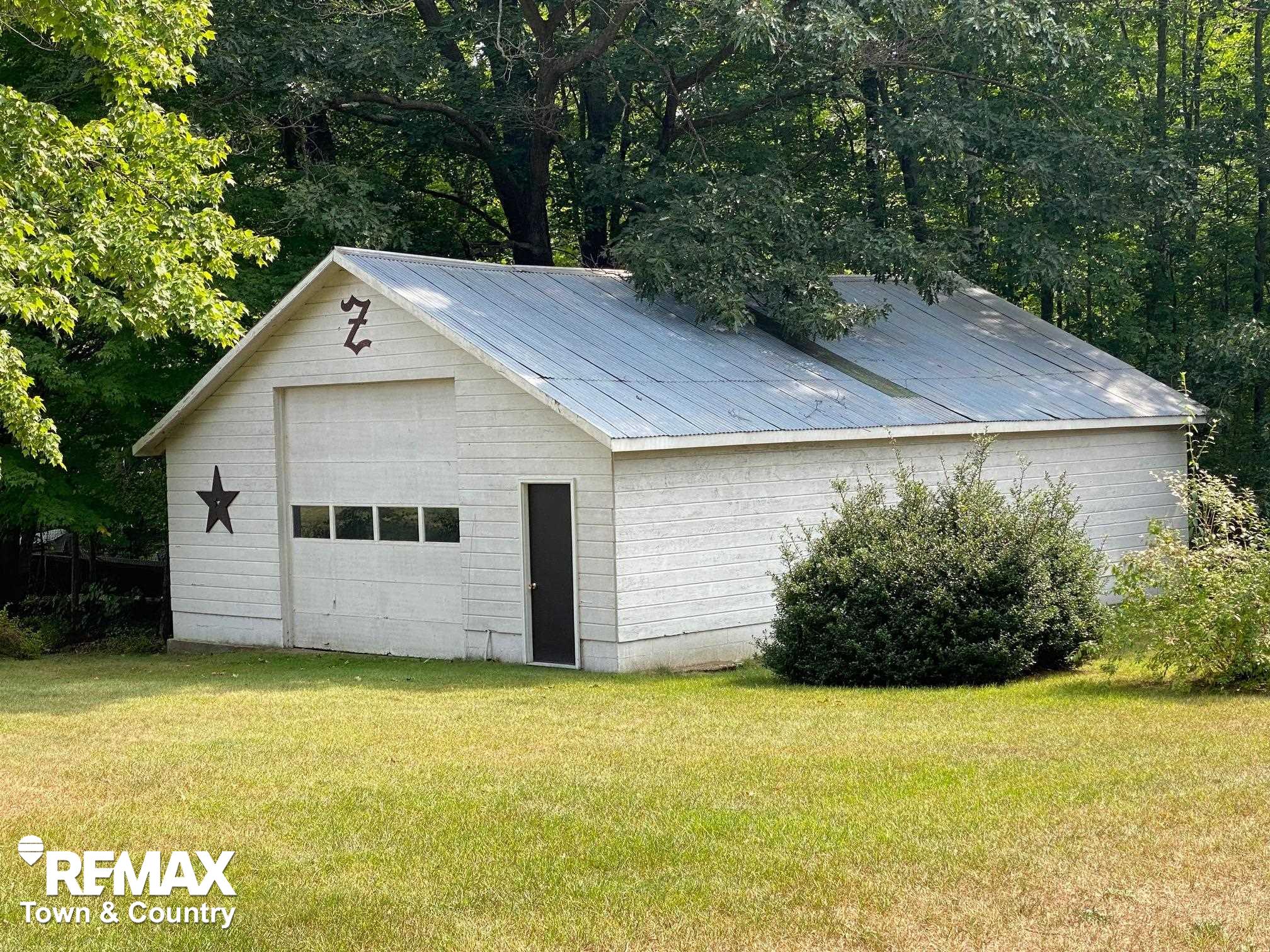 4169 Howard Road Gladwin, MI 48624 - Photo 21 of 23