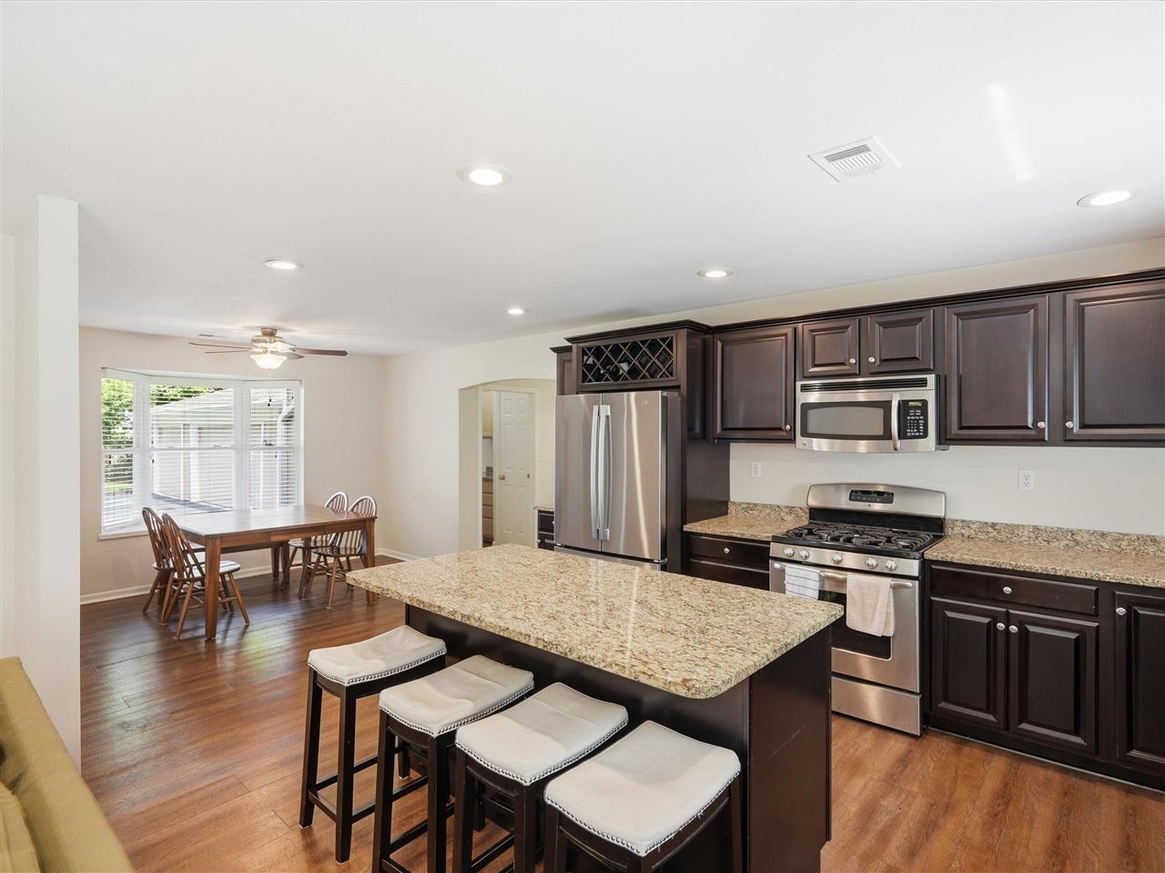 4493 Clifford Road Brighton, MI 48116 - Photo 14 of 69 Gallery Image 14