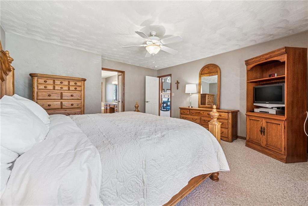 6537 Ten Point Circle Trafford, PA 15085 - Photo 13 of 35