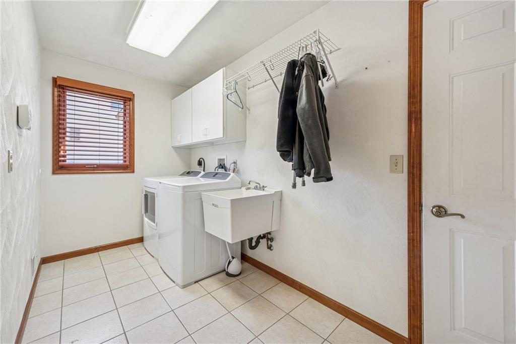 6537 Ten Point Circle Trafford, PA 15085 - Photo 25 of 35