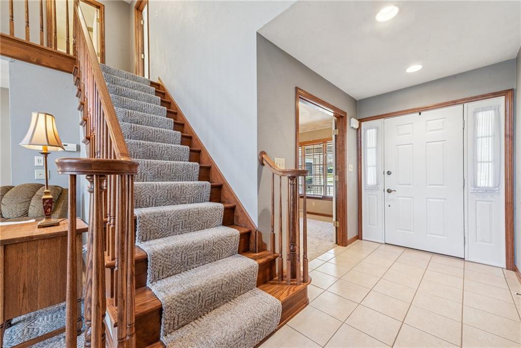 6537 Ten Point Circle Trafford, PA 15085 - Photo 3 of 35