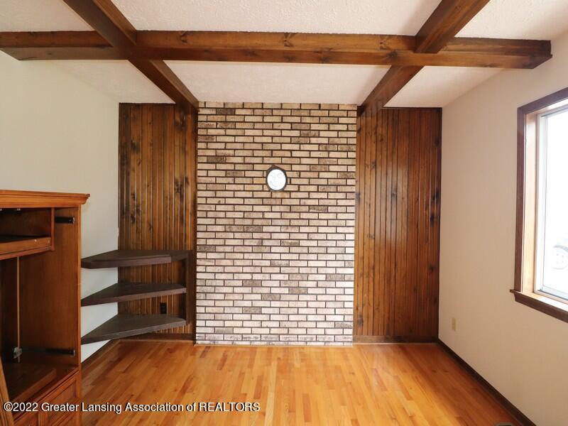 13521 Turner Road Dewitt, MI 48820 - Photo 6 of 33 IMG_4837