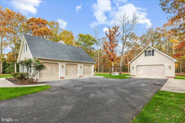 $675,000 | 14 Whispering Woods Drive, Georgetown, DE 19947