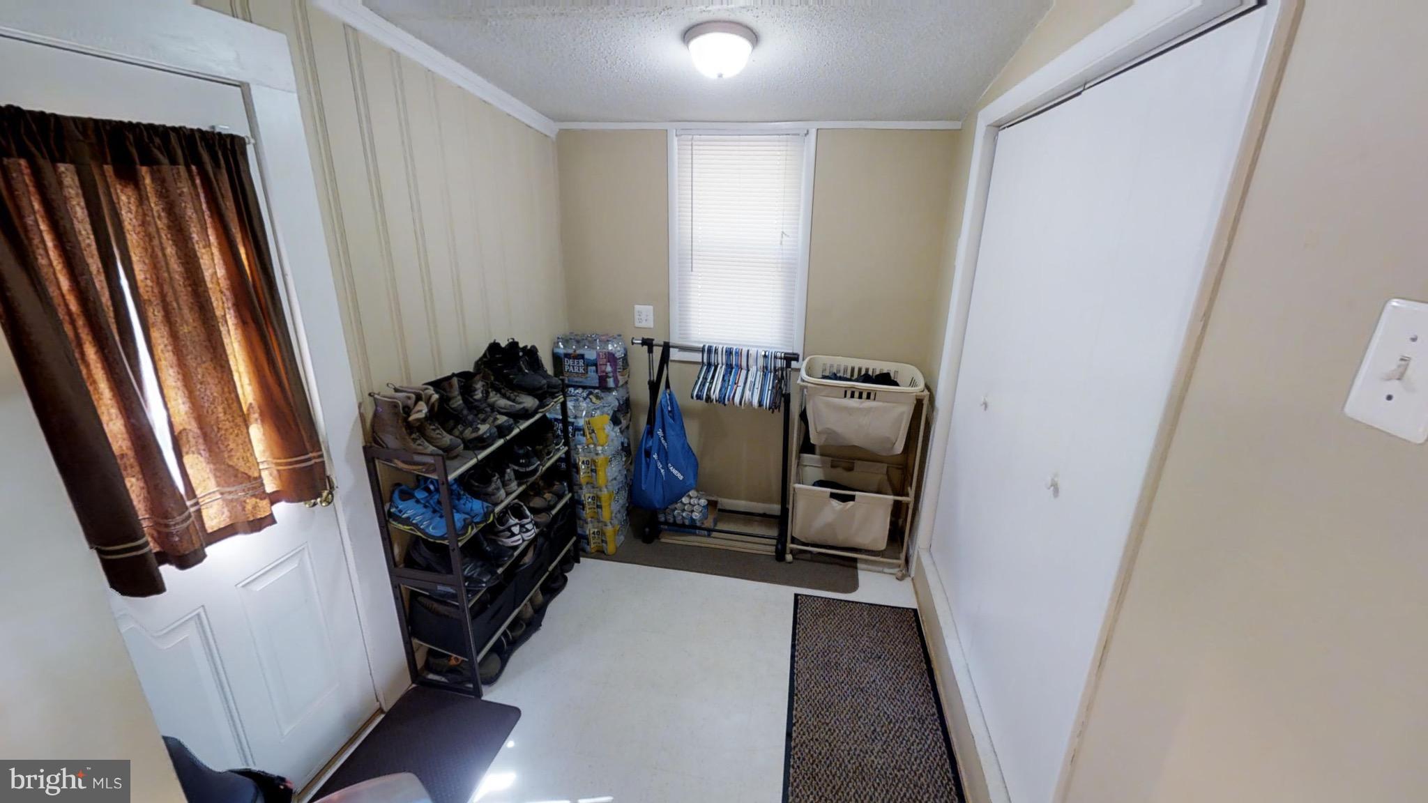 15417 Maple Drive Accokeek, MD 20607 - Photo 20 of 24 Laundry and Mud room