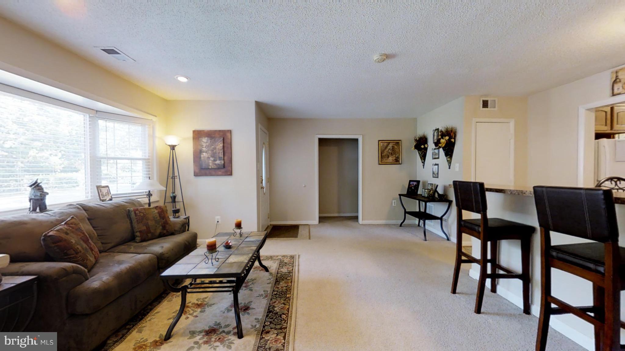 15417 Maple Drive Accokeek, MD 20607 - Photo 9 of 24 Living Room