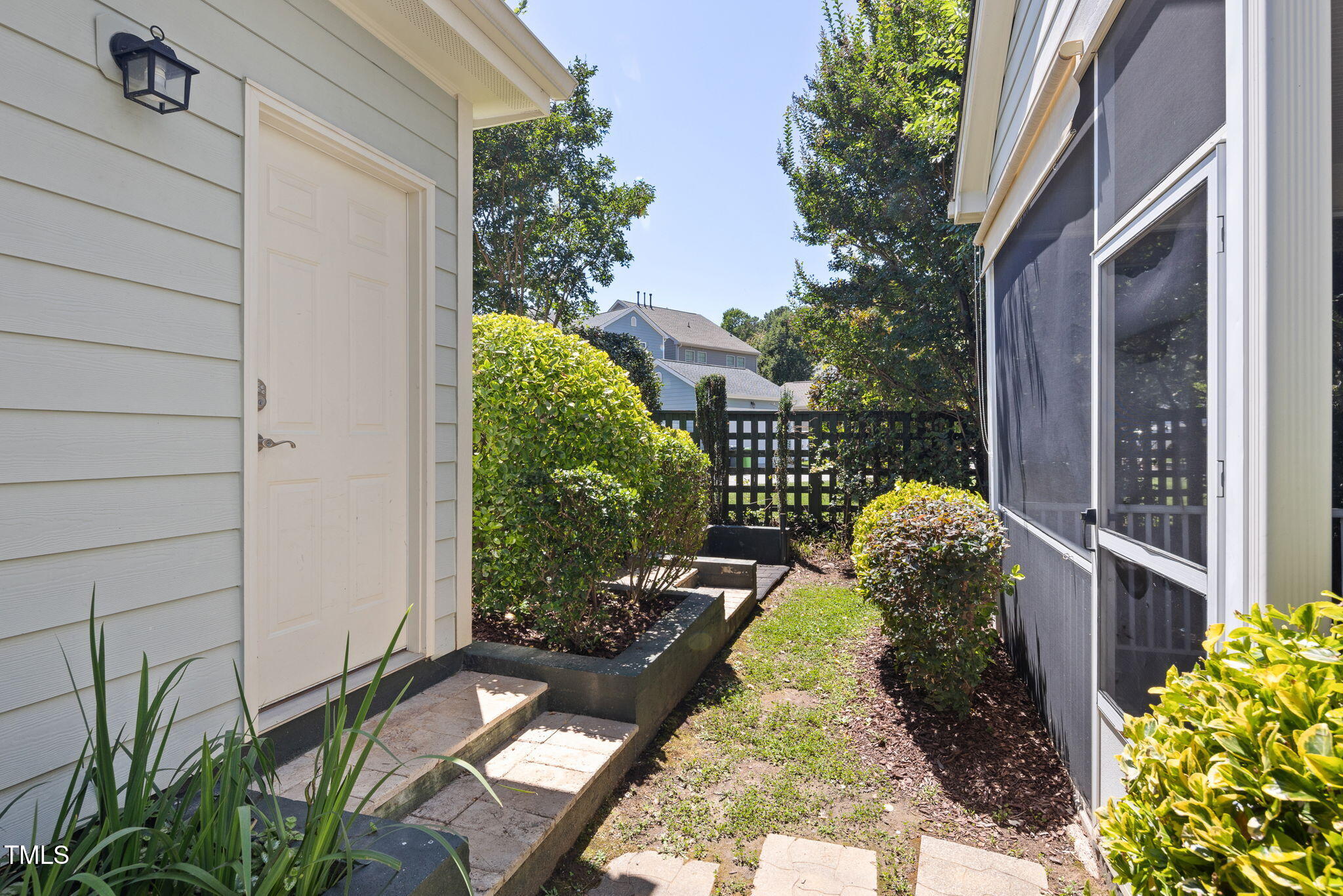 915 Chapanoke Road Raleigh, NC 27603 - Photo 36 of 42 52-web-or-mls-DX3A3373