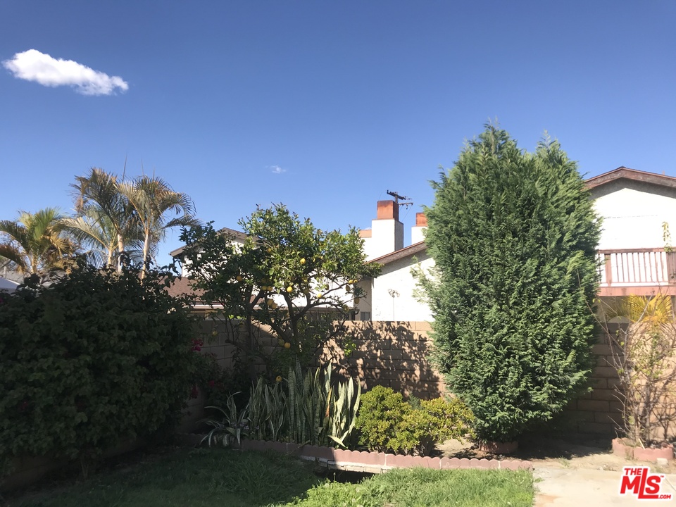 8950 Serapis Avenue, Unit 2 Downey, CA 90240 - Photo 21 of 26