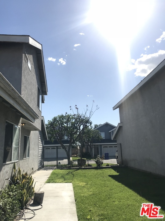 8950 Serapis Avenue, Unit 2 Downey, CA 90240 - Photo 23 of 26