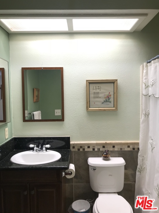 8950 Serapis Avenue, Unit 2 Downey, CA 90240 - Photo 6 of 26