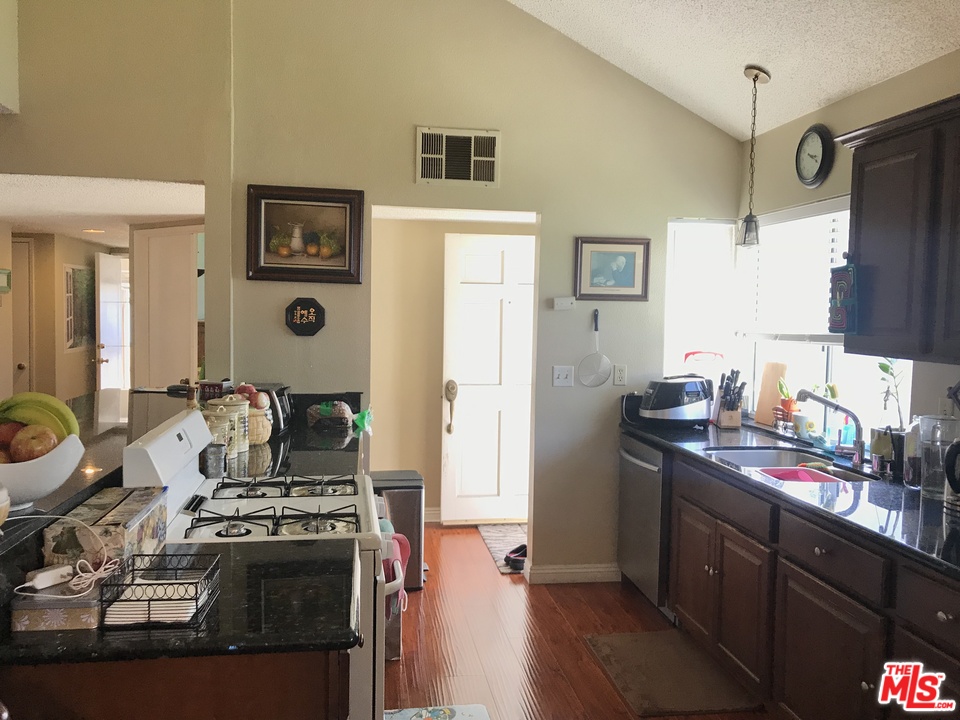 8950 Serapis Avenue, Unit 2 Downey, CA 90240 - Photo 10 of 26