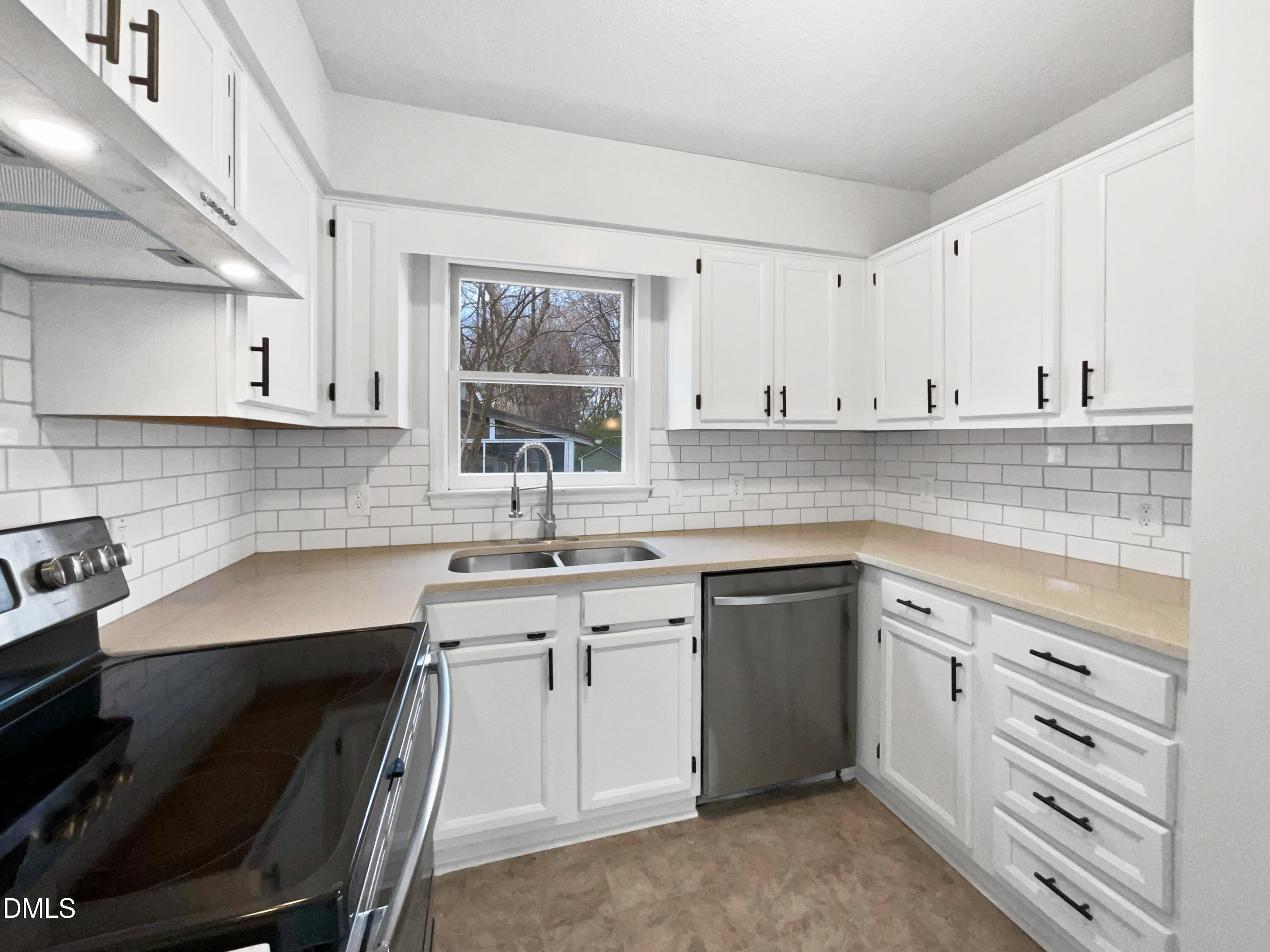 4928 Royal Adelaide Way Raleigh, NC 27604 - Photo 3 of 21 photo_21