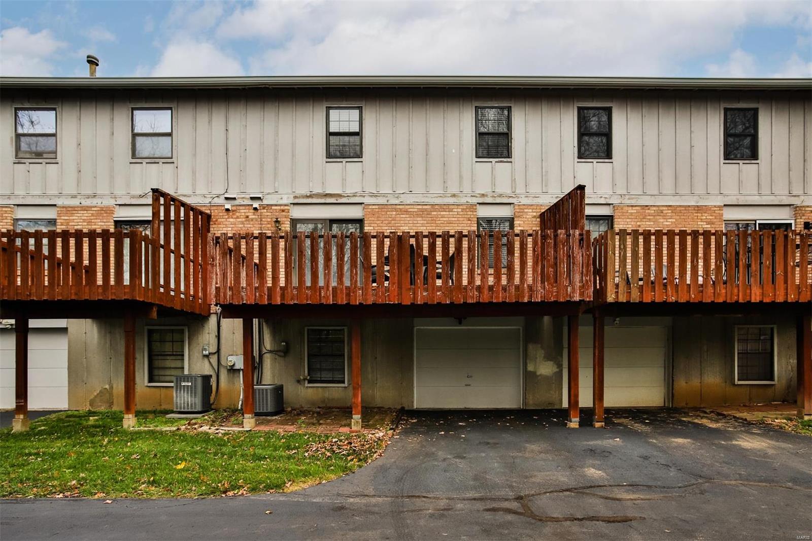 2349 Hidden Meadow Lane Ballwin, MO 63021 - Photo 28 of 31