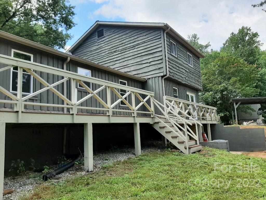 1649 Old Linville Road Marion, NC 28752 - Photo 2 of 24 Gallery Image 2