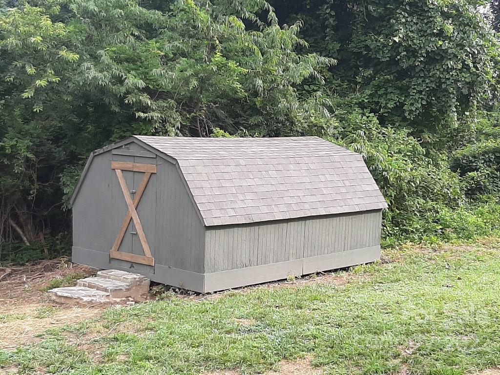 1649 Old Linville Road Marion, NC 28752 - Photo 24 of 24 Gallery Image 24