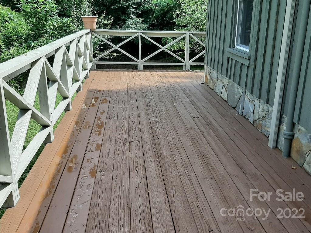 1649 Old Linville Road Marion, NC 28752 - Photo 3 of 24 Gallery Image 3