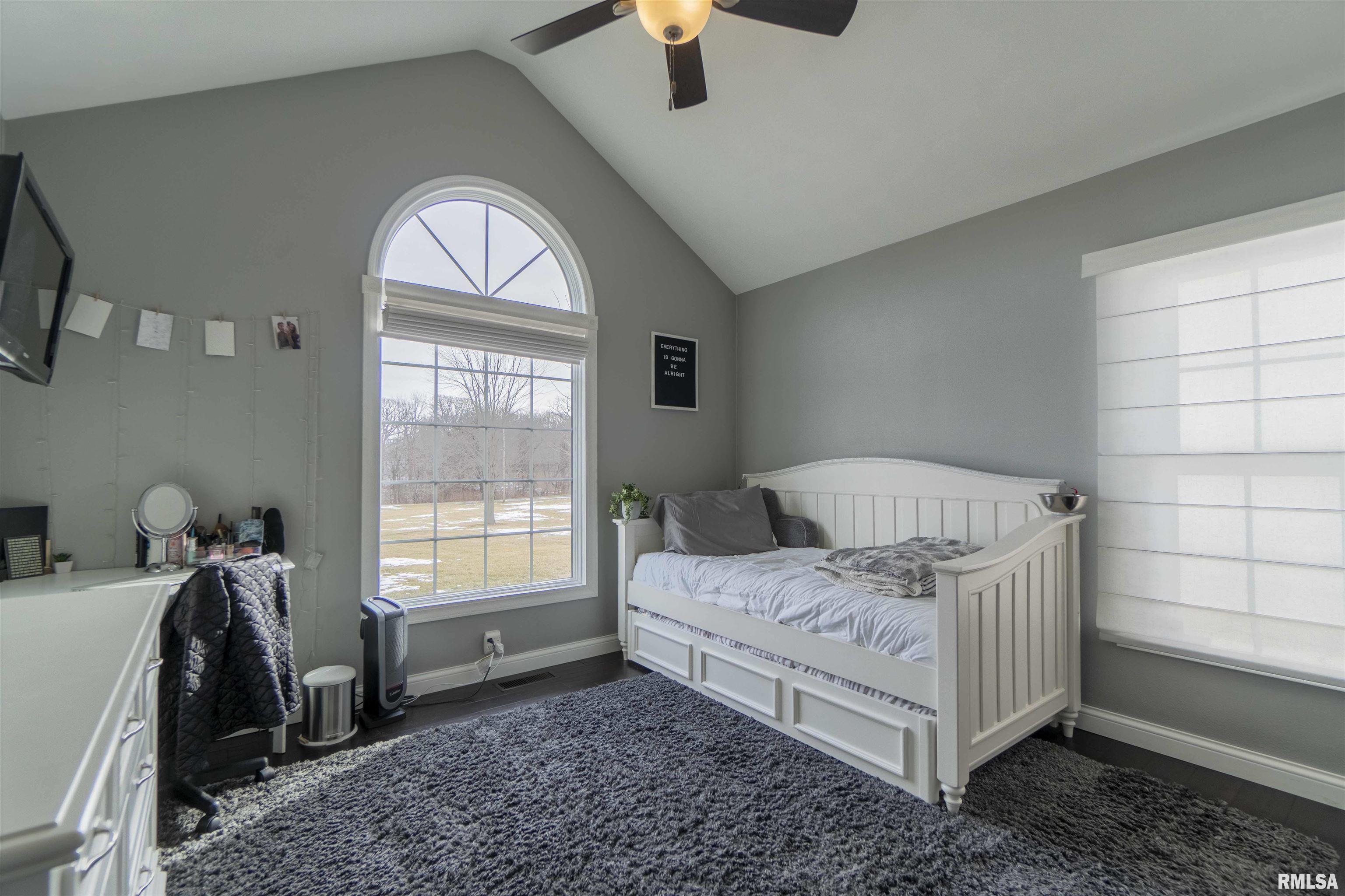 206 Legion Road Washington, IL 61571 - Photo 26 of 49 Gallery Image 26