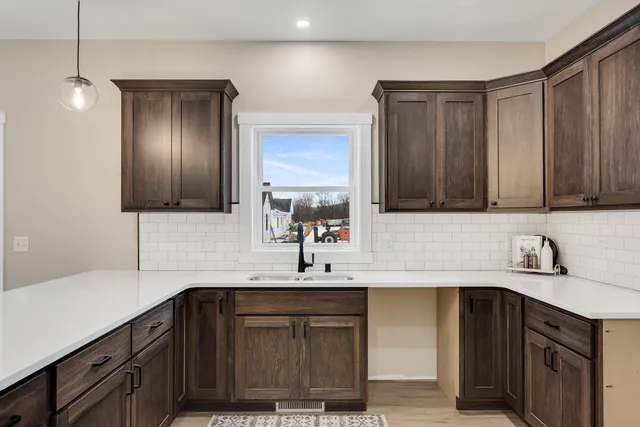 $489,900 | 835 Crockett Drive, Holmen, WI 54636