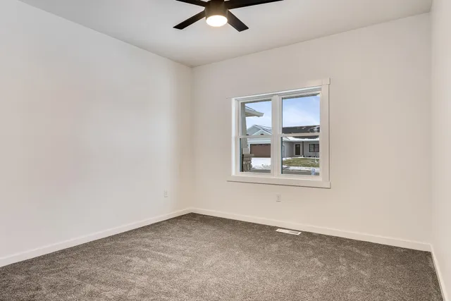 $489,900 | 835 Crockett Drive, Holmen, WI 54636