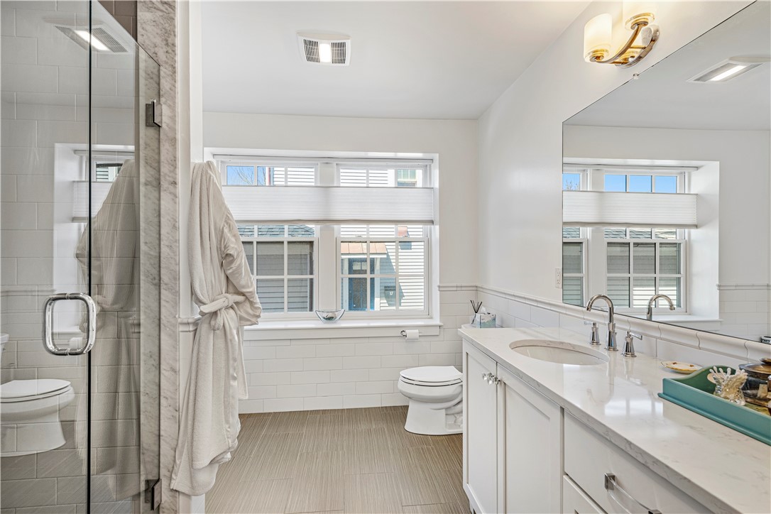 27 High Street, Unit 2 Newport, RI 02840 - Photo 24 of 46