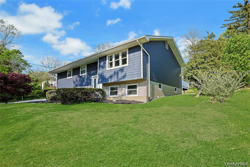 7 Bryant Road Carmel, NY 10512 - Photo 2 of 38 Gallery Image 2