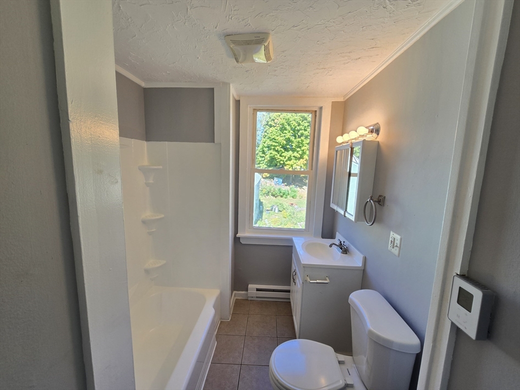 445 Putnam Hill Road Sutton, MA 01590 - Photo 34 of 38 Gallery Image 34