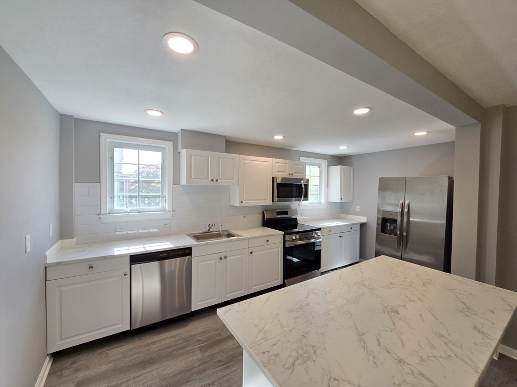 445 Putnam Hill Road Sutton, MA 01590 - Photo 8 of 38 Gallery Image 8