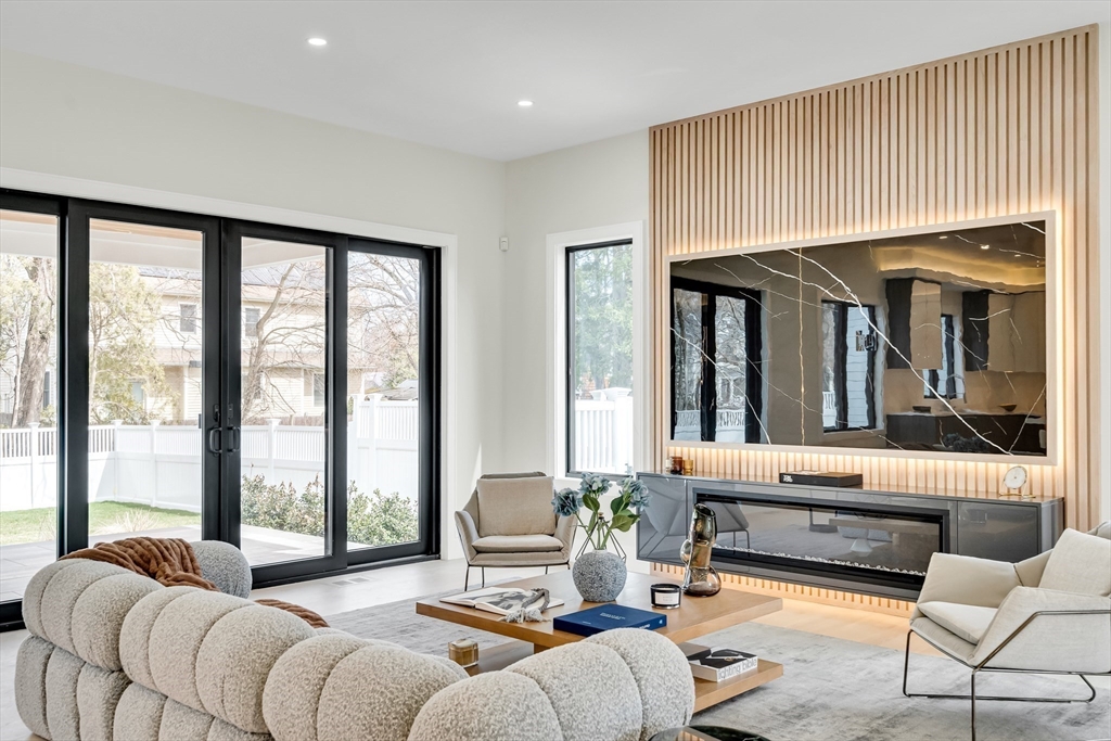 56 Chinian Path Newton, MA 02459 - Photo 12 of 34 Gallery Image 12
